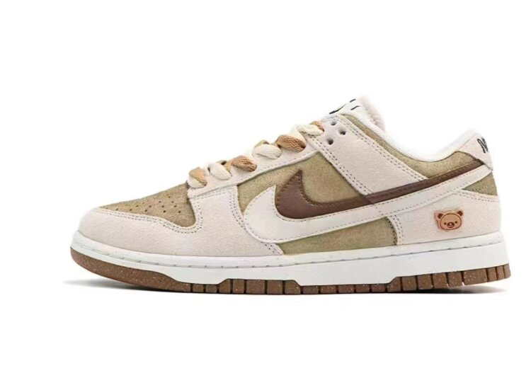 NK SB Dunk Low