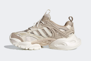 Adidas XLG Runner Deluxe