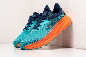 Hoka Challenger ATR 7