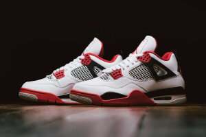 Nike Air Jordan 4