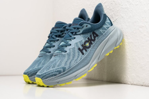 Hoka Challenger ATR 7