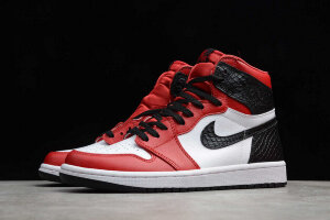 Nike Air Jordan 1 High OG "Satin Snake"