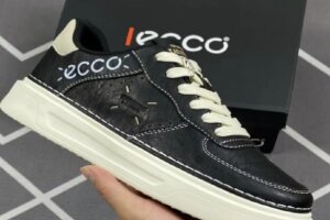 Ecco Sko
