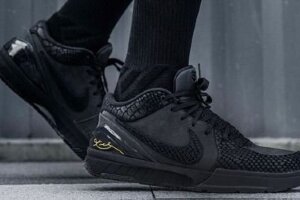 Nike Kobe IV Protro