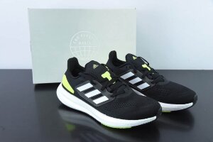 Adidas Pureboost 22