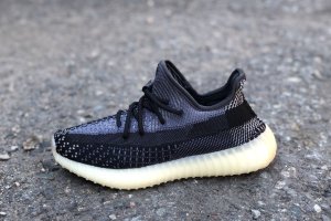 Adidas yeezy boost 350 V2