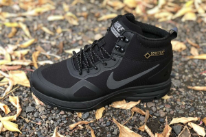 Nike Air Pelentless 26