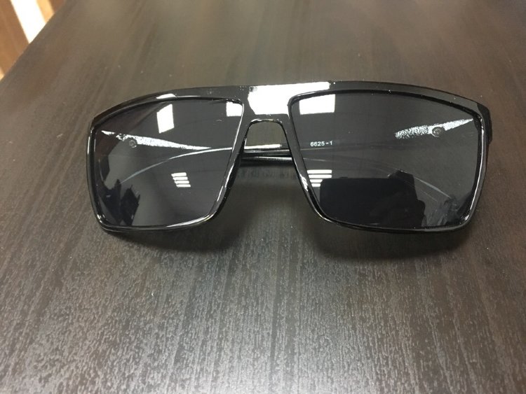 Очки черные с синей душкой