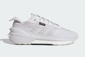 Adidas Avryn